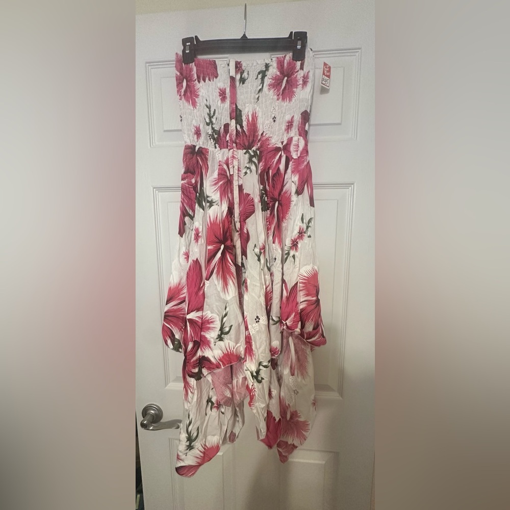 India Boutique Pink and White Floral Mini Dress
